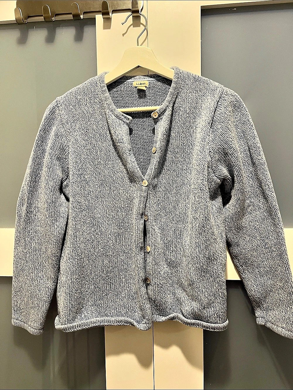 L.L.Bean Textured Knit Cardigan in Blue & White Size Medium